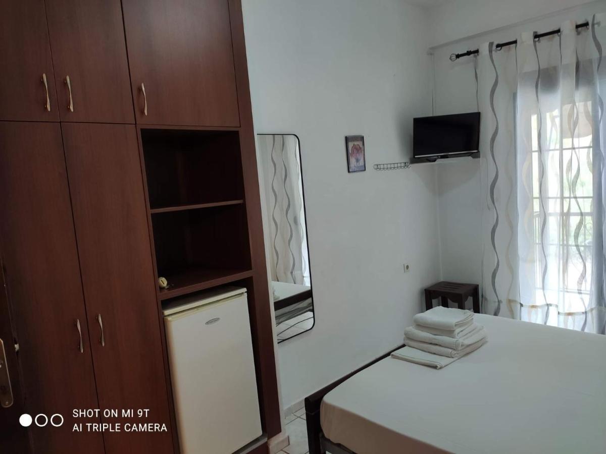 Sivota Rooms Athanasiou エクステリア 写真