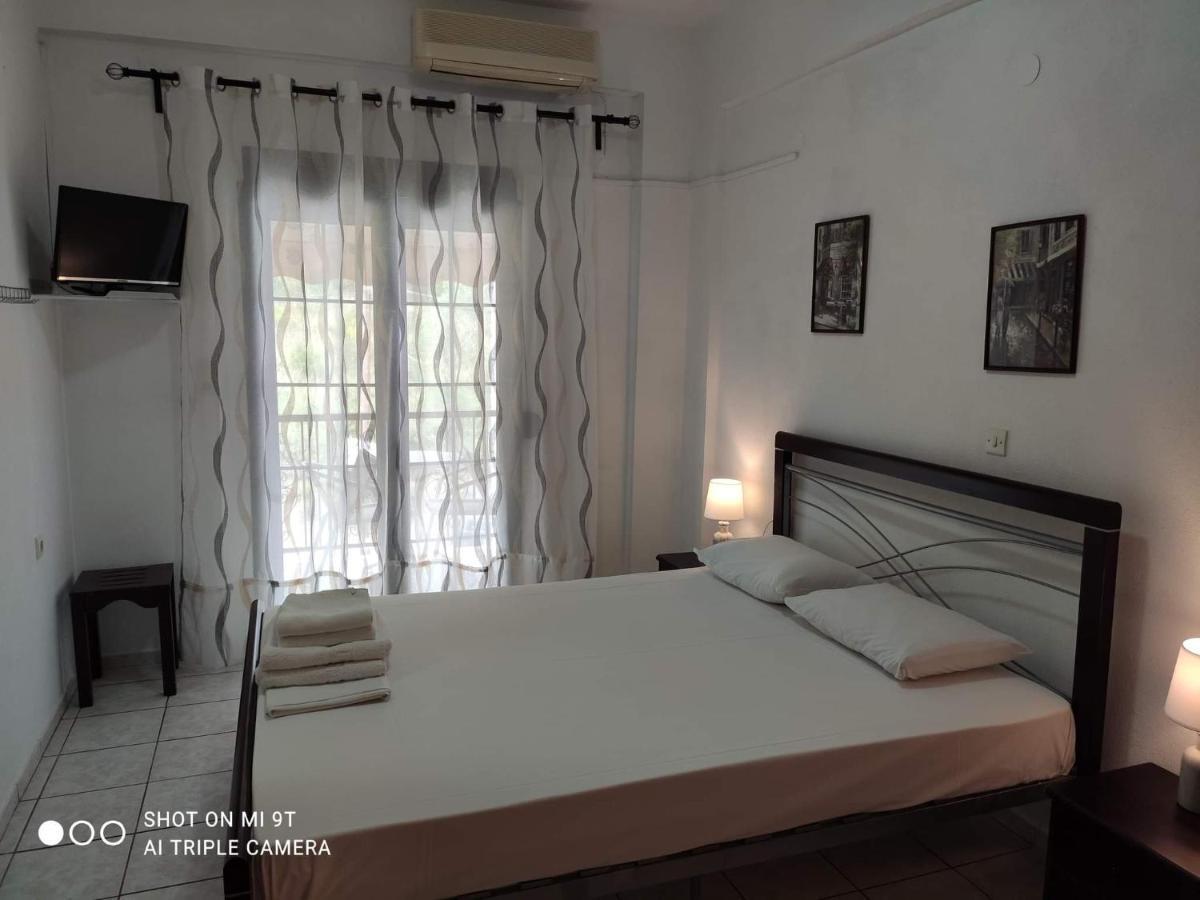 Sivota Rooms Athanasiou エクステリア 写真