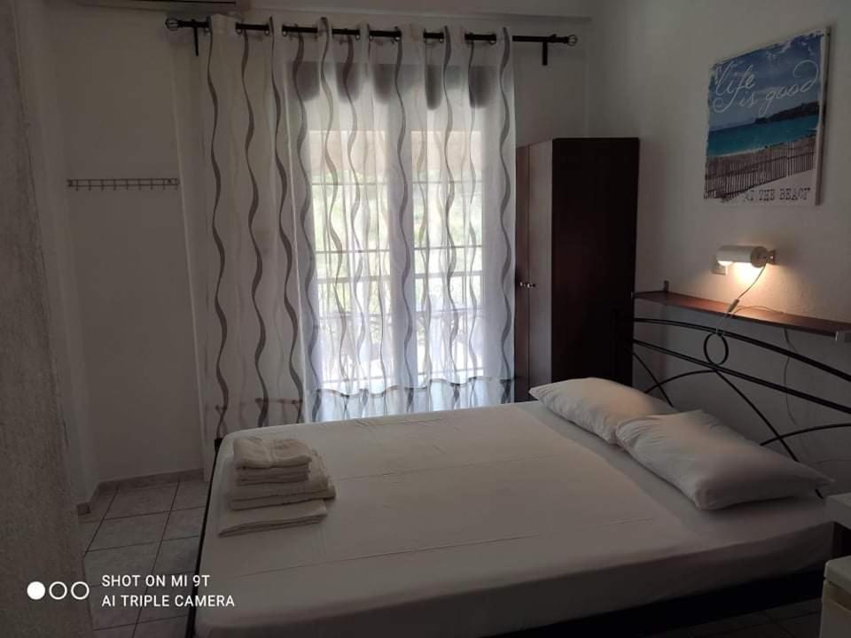 Sivota Rooms Athanasiou エクステリア 写真