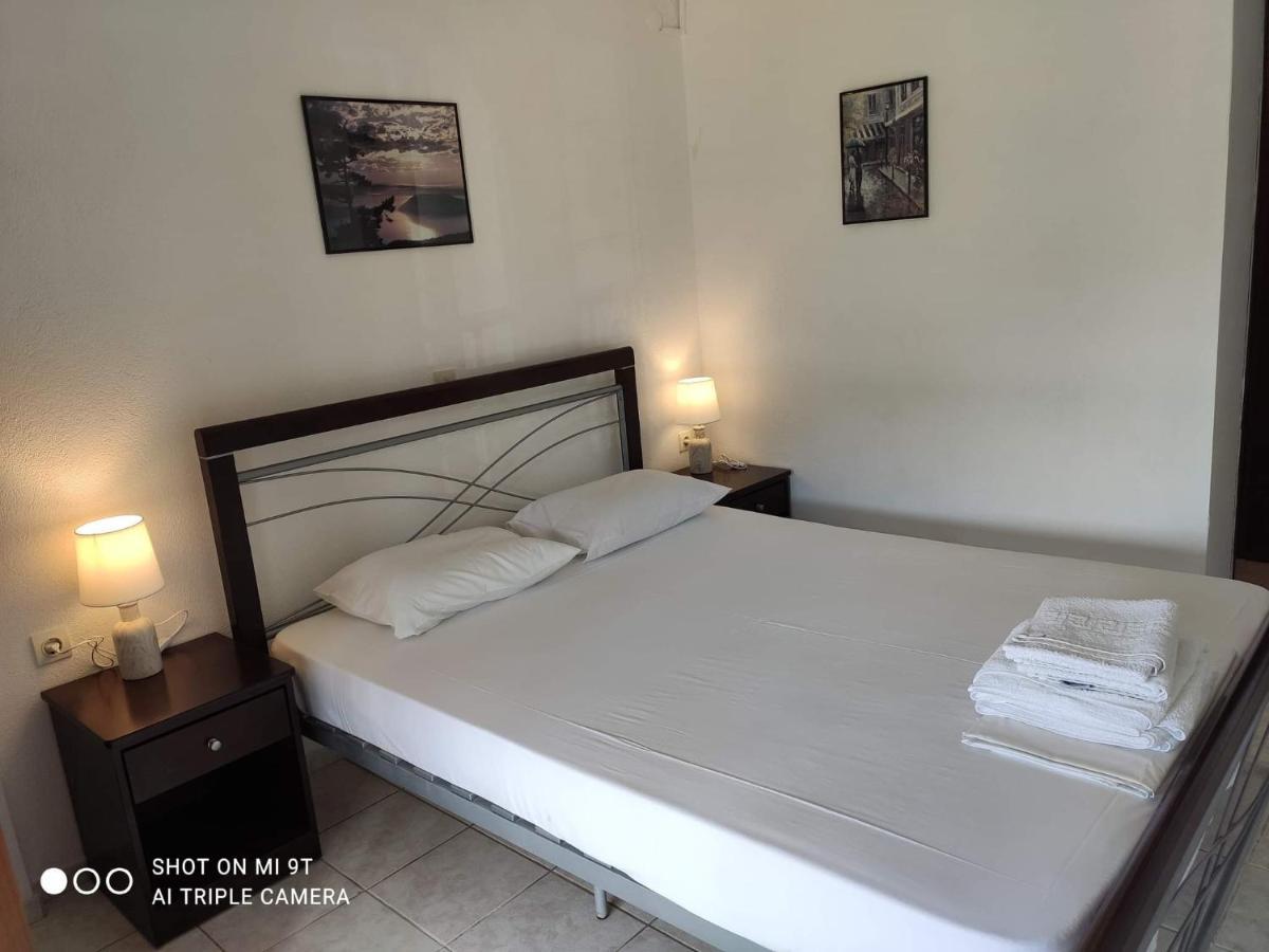 Sivota Rooms Athanasiou エクステリア 写真