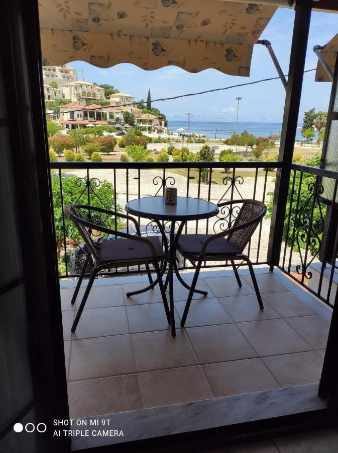 Sivota Rooms Athanasiou エクステリア 写真